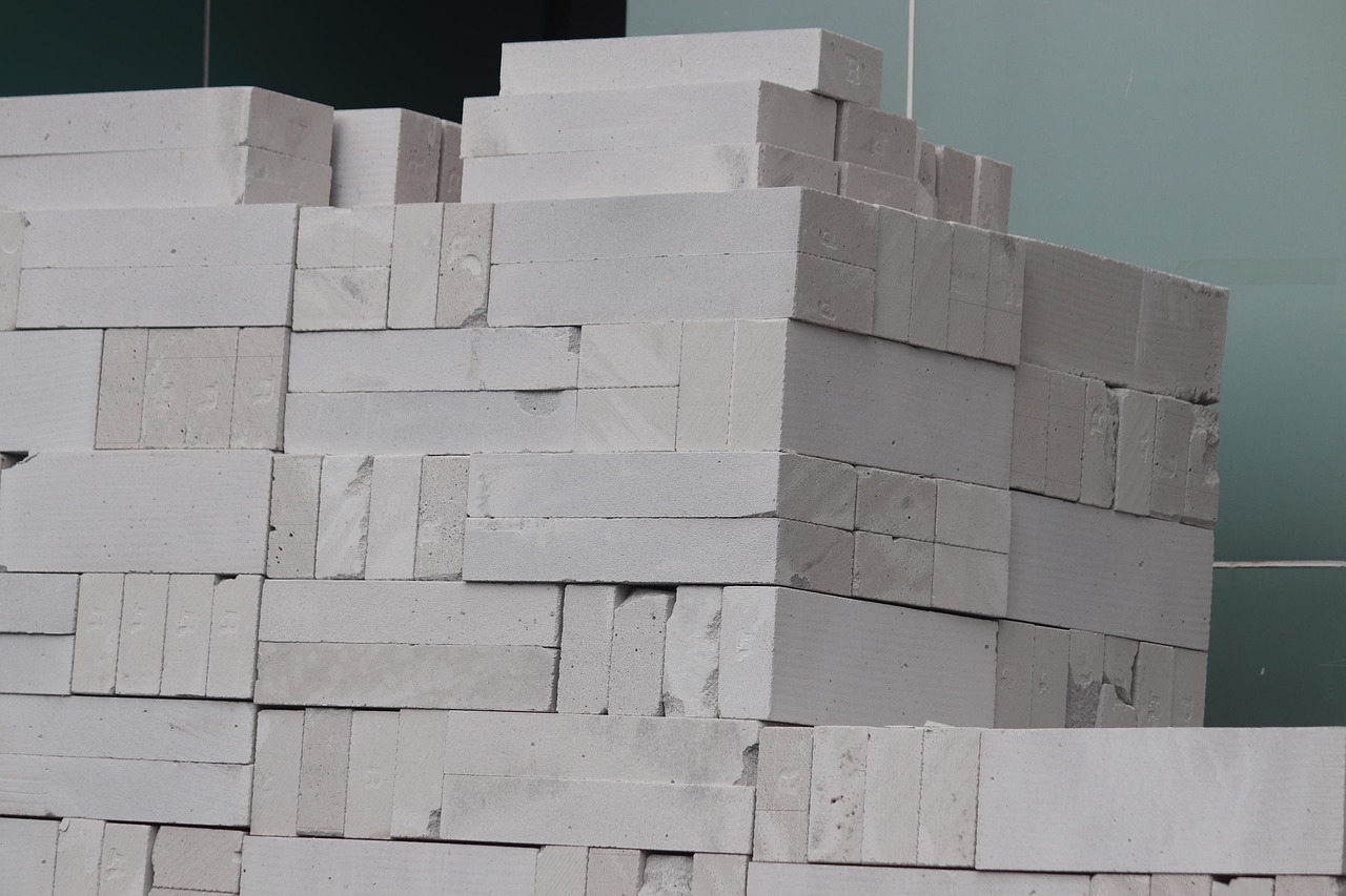 Benarkah Bata Ringan Lebih Baik dari Bata Merah?